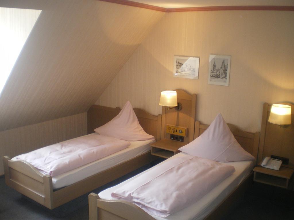 Hotel Gasthof Kaesser Ансбах Екстер'єр фото